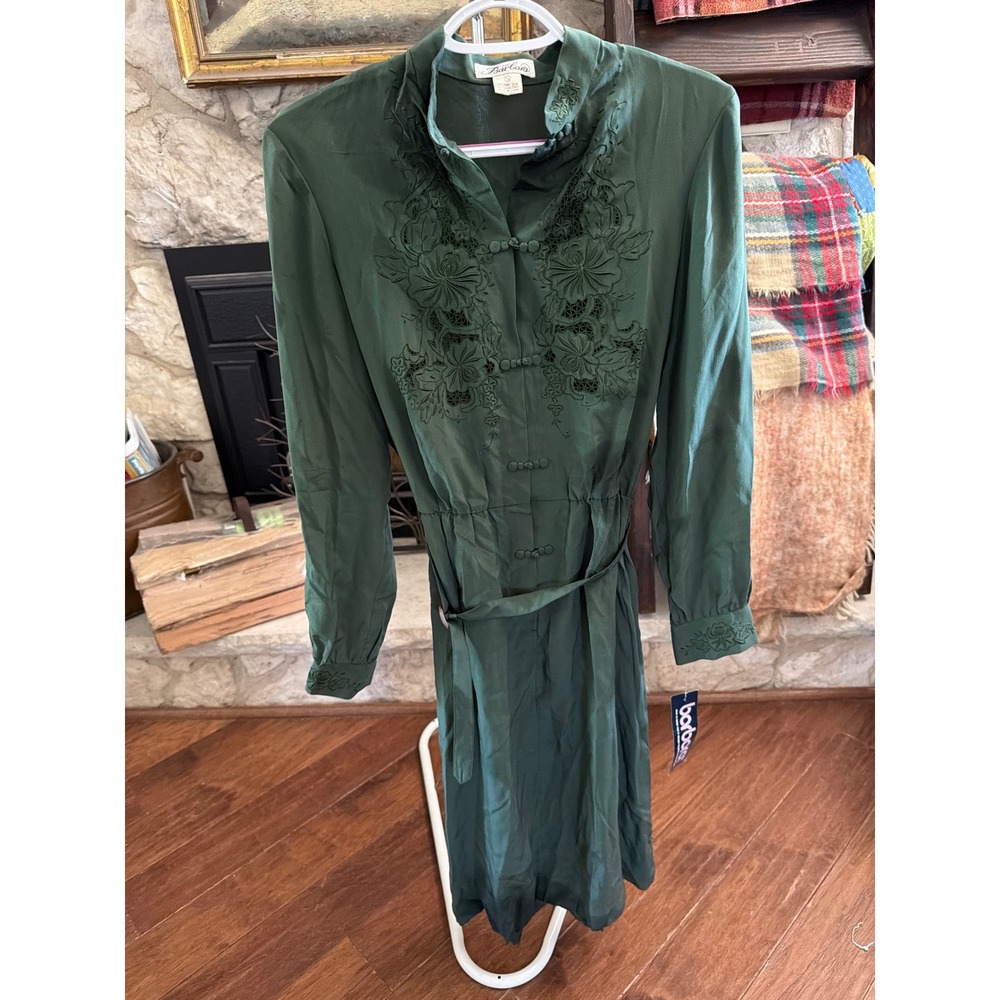 Barbara Vintage 100% Pure Silk Green Embroidered Frog Button Midi Dress NWT 9/10
